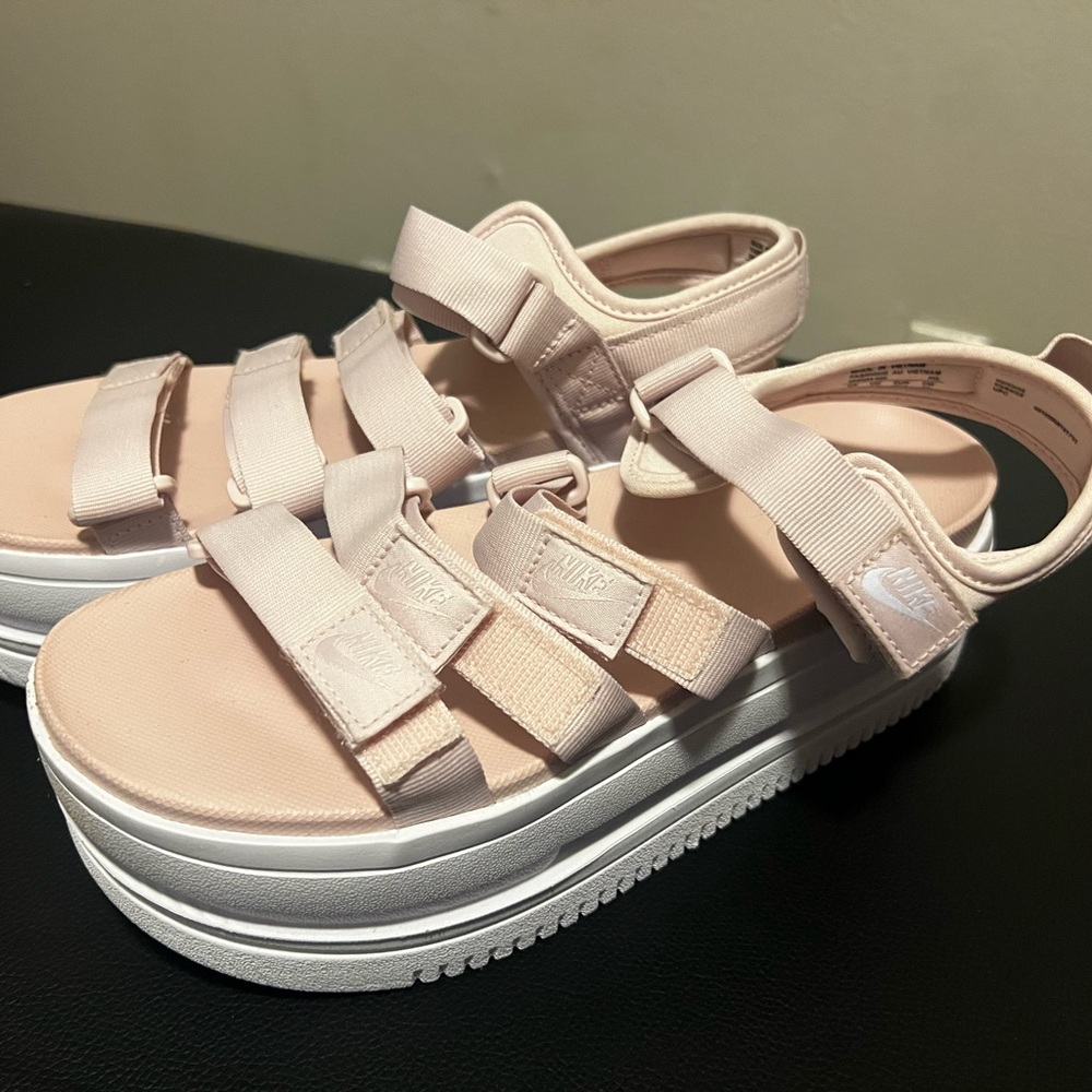Nike Women’s Blush Pink Platform Sandals